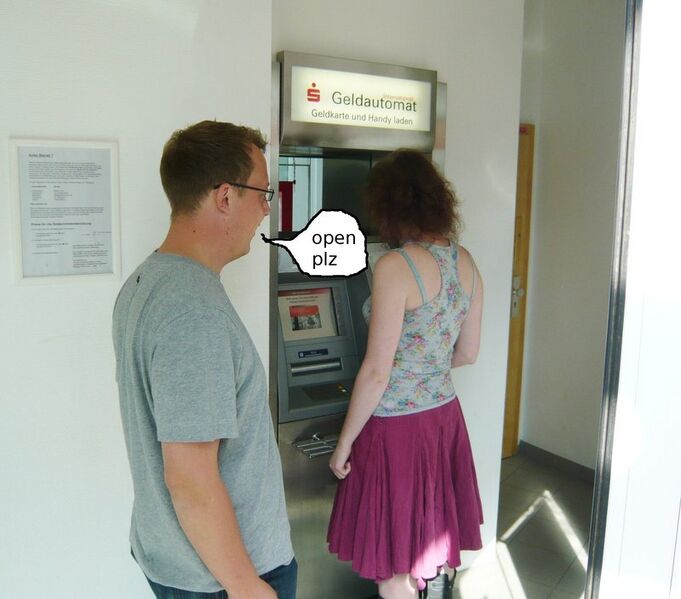 File:Summer201009 P1010009bank.JPG